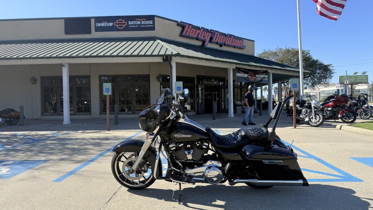 2023 Harley-Davidson Street Glide - Photo 3