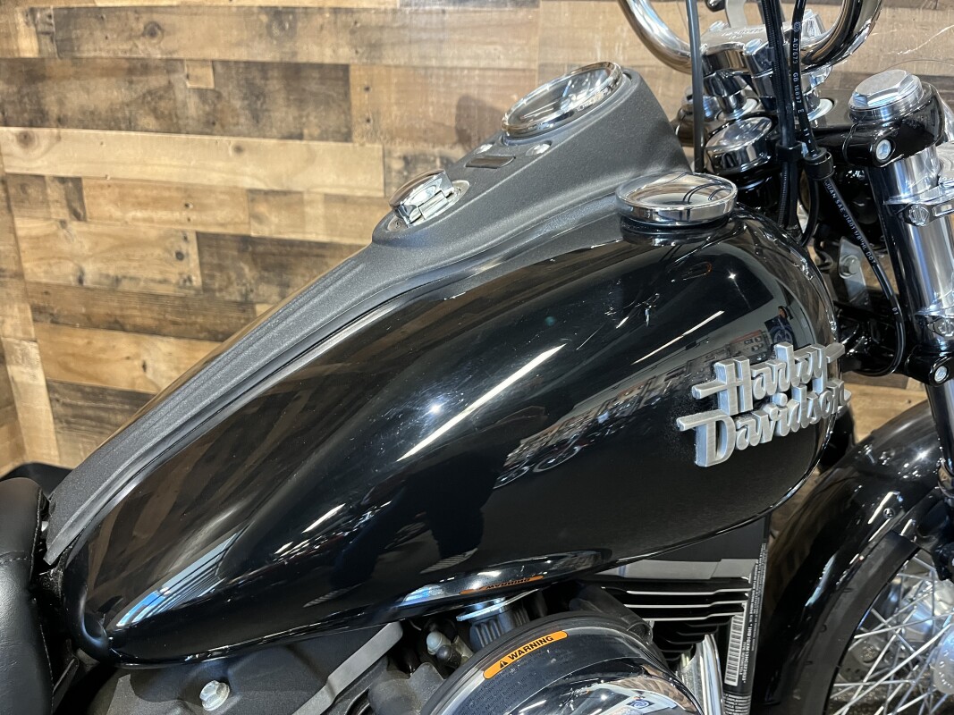 2017 Harley-Davidson Street Bob Vivid Black FXDB103 - Photo 8