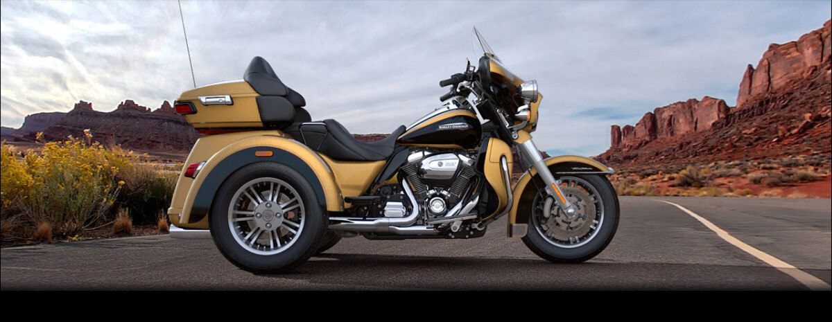 COMING SOON Harley-Davidson Tri Glide Ultra 2017 FLHTCUTG GOLD