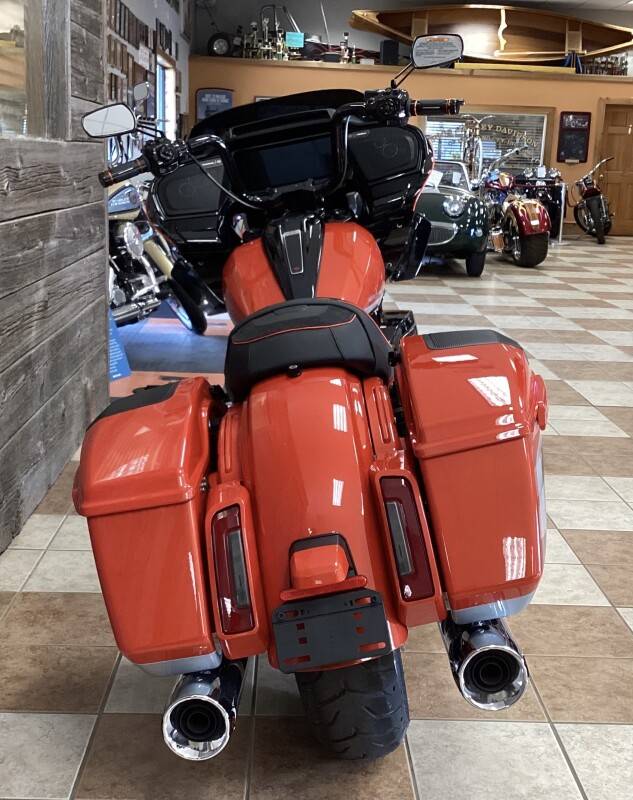 2024 Harley-Davidson CVO Road Glide Legendary Orange - Photo 3
