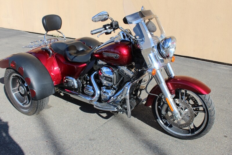 Harley-Davidson Freewheeler 2016 FLRT 852979T VELOCITY RED - Photo 3