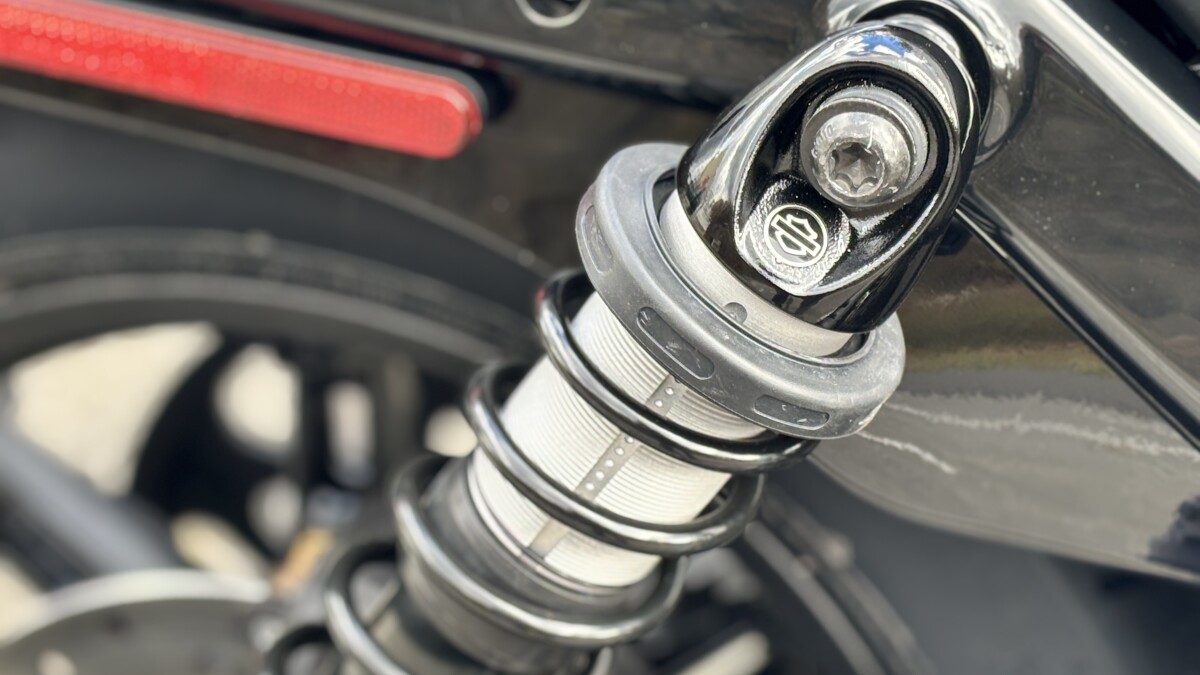 RH975 2025 Nightster - Photo 7