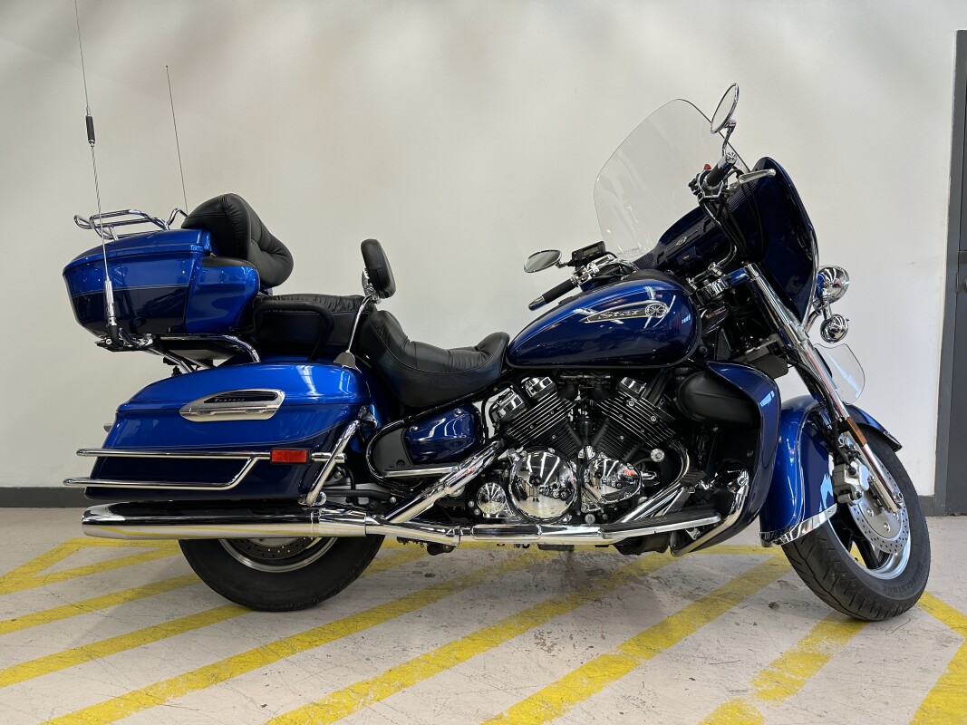 2011 Yamaha Royal Star Venture Blue