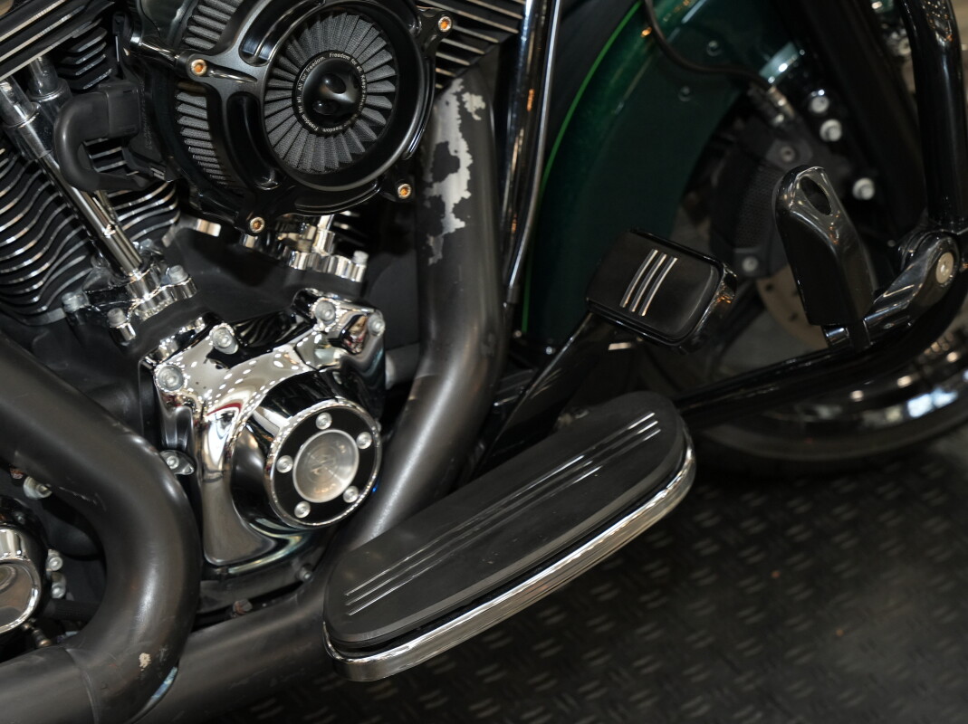 2015 Harley-Davidson Street Glide Special, photo 13
