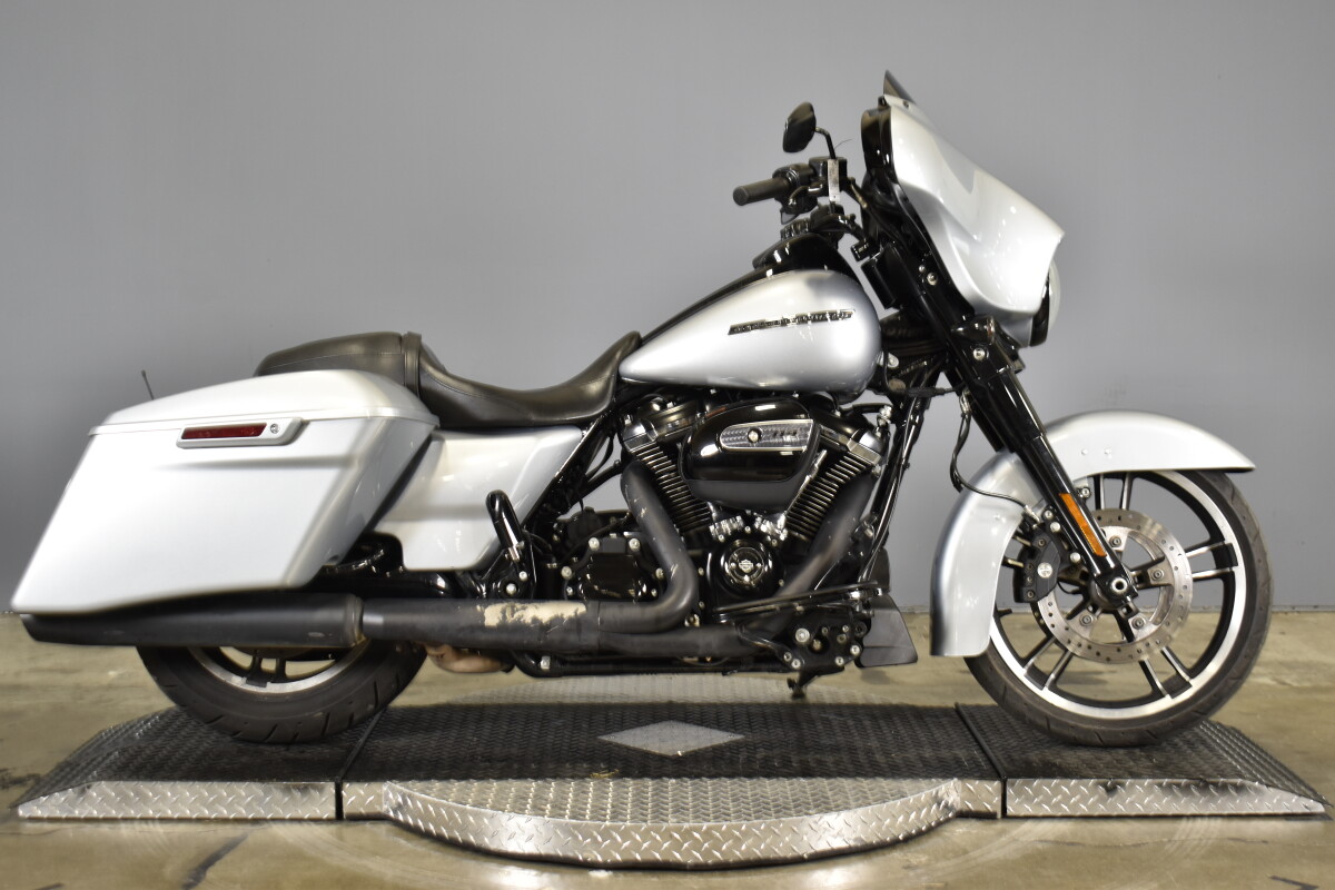 2019 Harley-Davidson Street Glide Special FLHXS