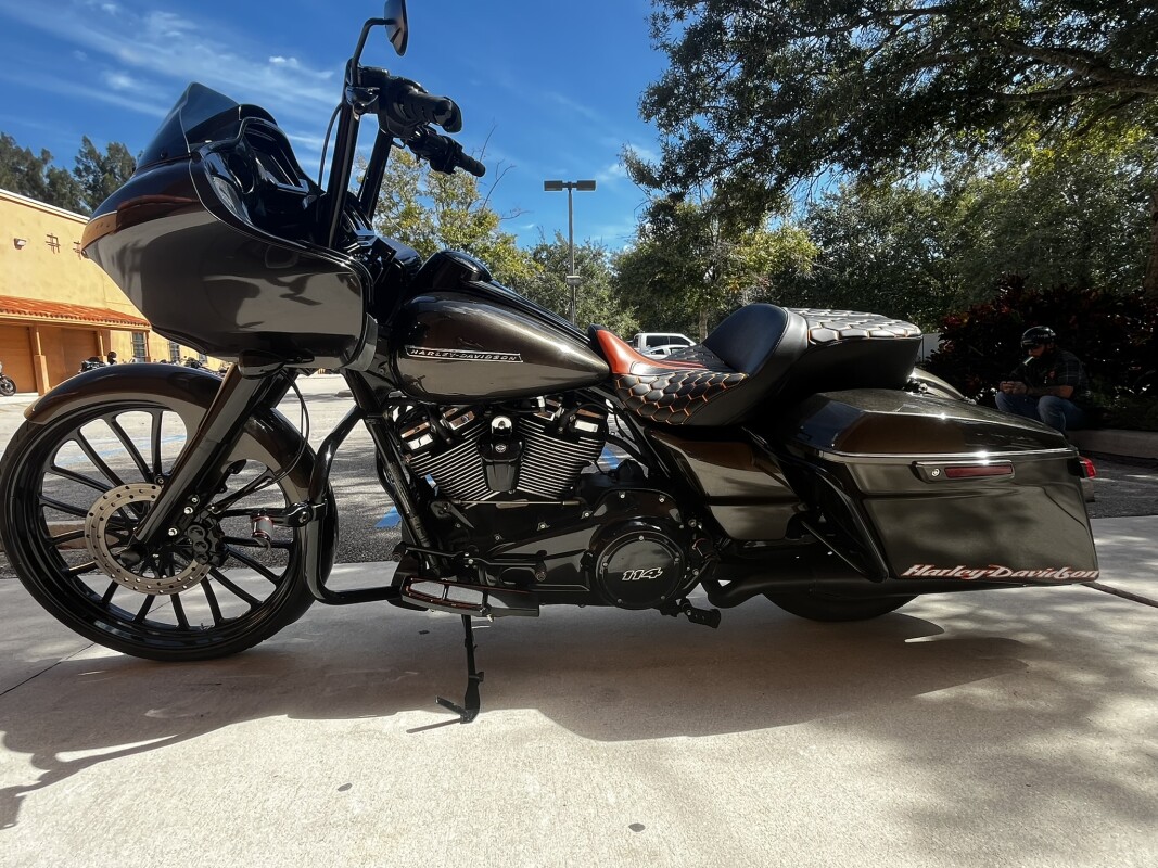 Road Glide Special - Photo 8