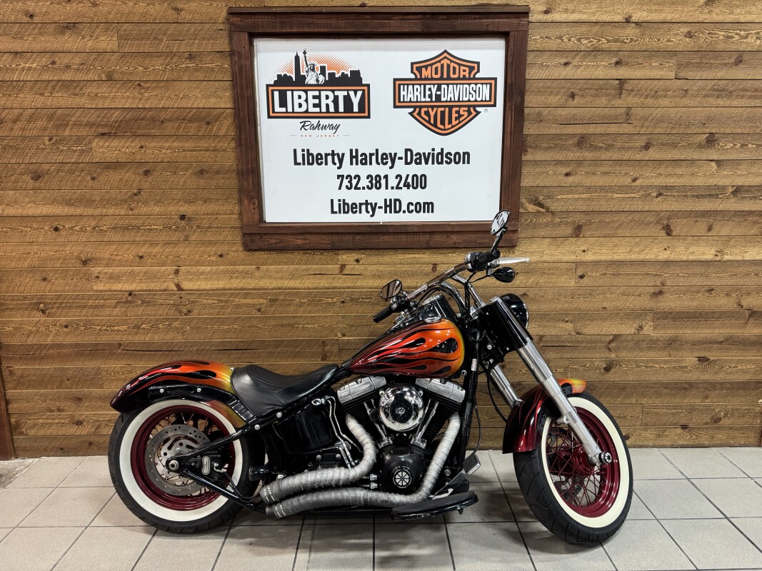 2013 Harley-Davidson® Heritage Softail® Classic Two-Tone Midnight