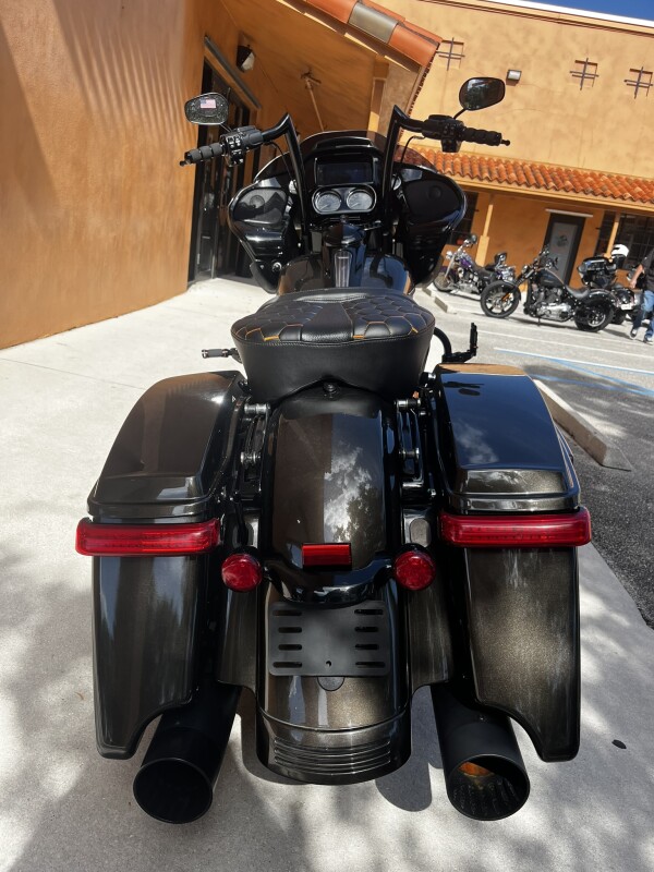 Road Glide Special - Photo 9