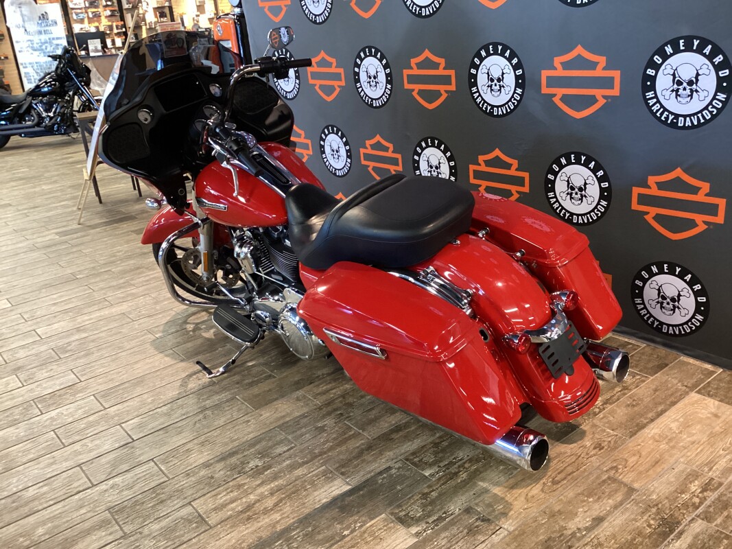 FLTRX 2023 Road Glide - Photo 8