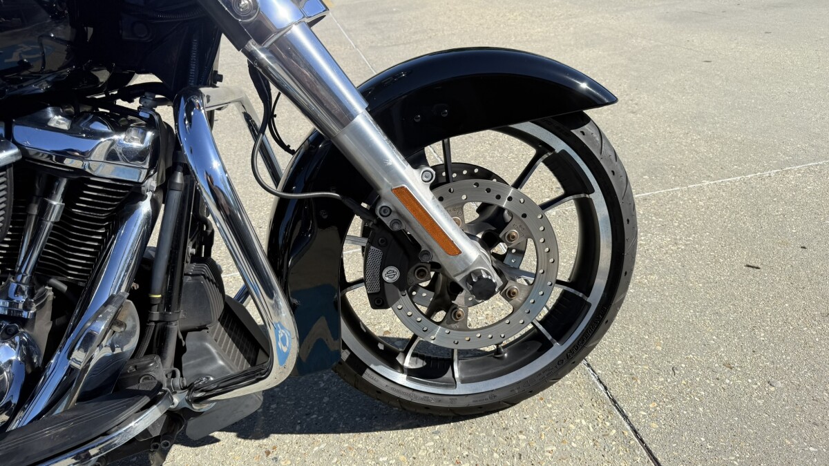 2023 Harley-Davidson Street Glide - Photo 5