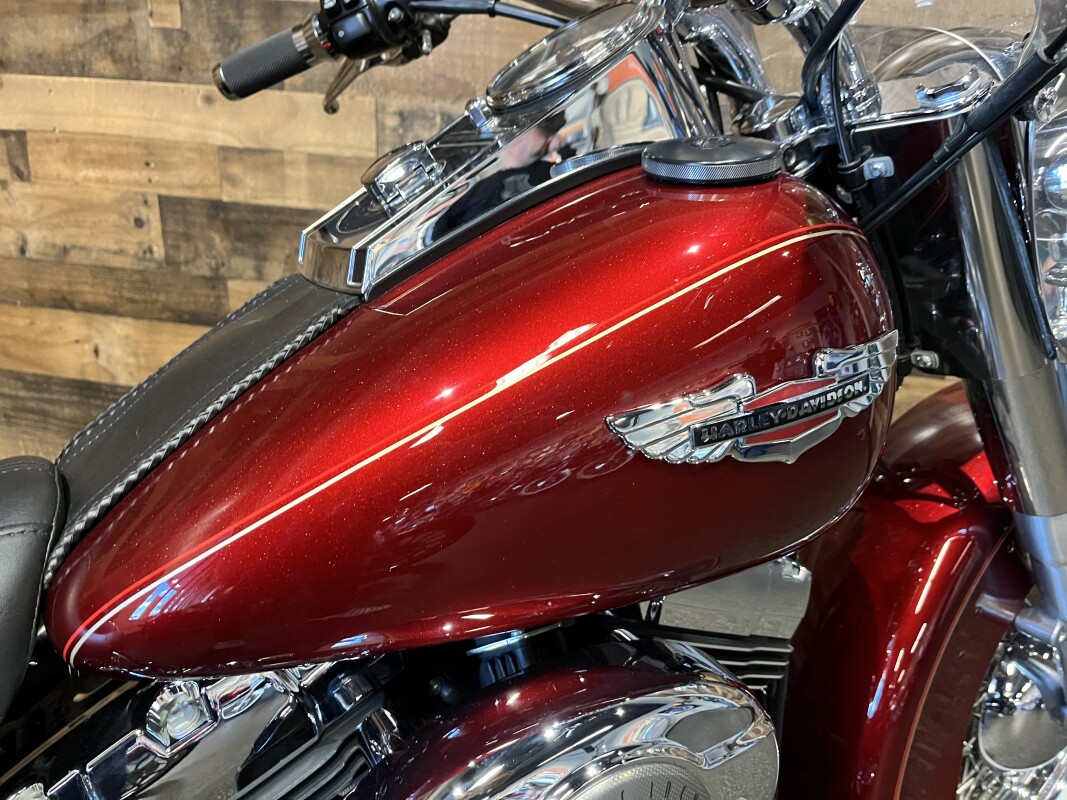 2010 Harley-Davidson Softail Deluxe Red Hot Sunglo FLSTN - Photo 6