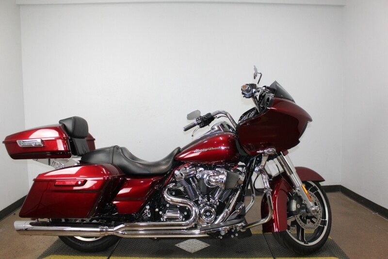 Harley-Davidson Road Glide Special 2017 FLTRXS 673536T VELOCITY RED