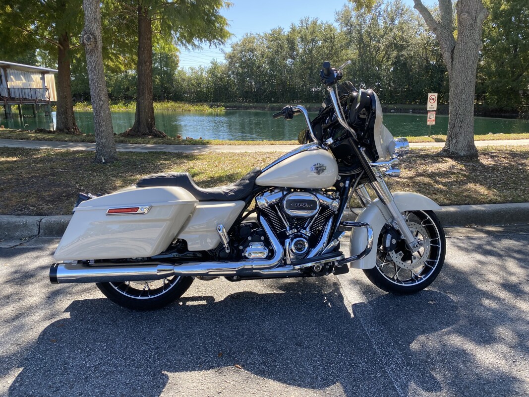 2022 Harley-Davidson Street Glide Special