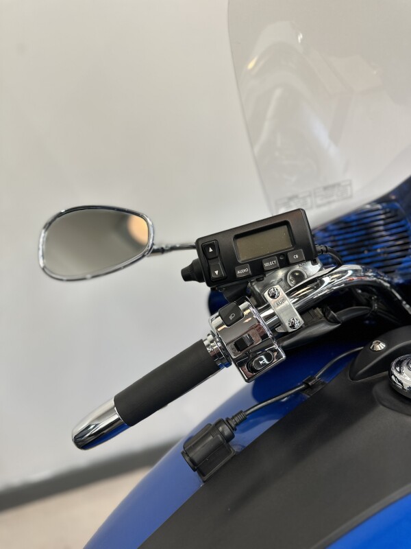 2011 Yamaha Royal Star Venture Blue - Photo 10