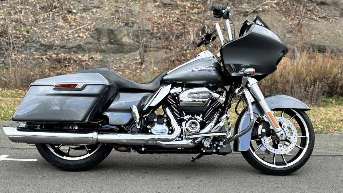 FLTRX 2021 Road Glide