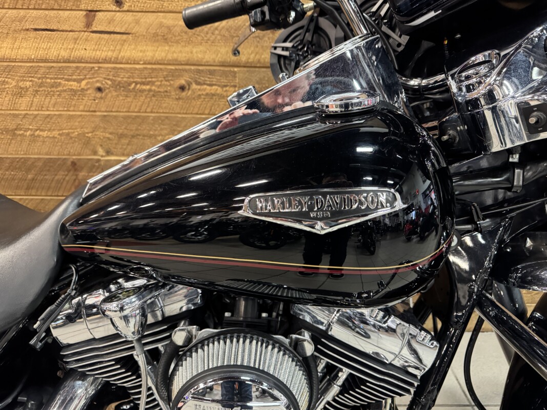 2002 Harley-Davidson Road King Classic Black FLHRC-I - Photo 2