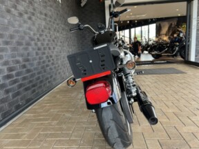 2016 Harley-Davidson® SuperLow® Vivid Black thumb 1