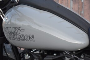 2025 Harley-Davidson® Low Rider® S FXLRS thumb 3