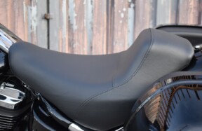 2025 Harley-Davidson® Low Rider® ST FXLRST thumb 2
