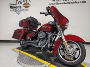 2009 Harley-Davidson® Street Glide® Red Hot Sunglo thumb 2