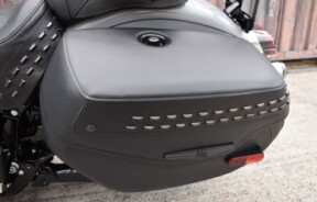 2025 Harley-Davidson® Heritage Classic FLHC thumb 1
