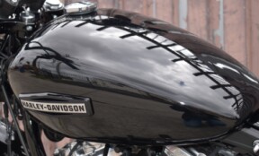 2025 Harley-Davidson® Street Bob® FXBB thumb 3