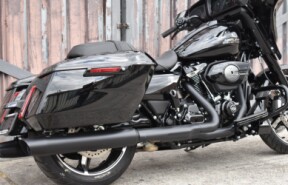 2025 Harley-Davidson® Street Glide® FLHX thumb 2