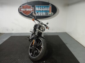 2014 Harley-Davidson® Breakout® - Vivid Black thumb 3