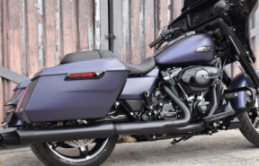 2025 Harley-Davidson® Street Glide® FLHX thumb 2