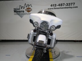 2008 Harley-Davidson® Electra Glide® Ultra Classic® White Gold Pearl thumb 1