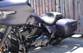 2025 Harley-Davidson® Road Glide® FLTRX thumb 0