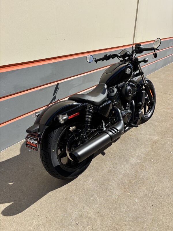 2025 Harley-Davidson Nightster VIVID BLACK - Photo 4