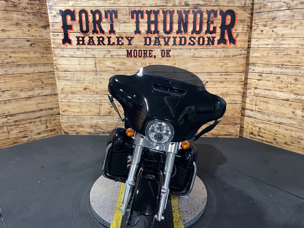 Harley-Davidson Street Glide Special 2023 FLHXS VIVID BLACK - Photo 4