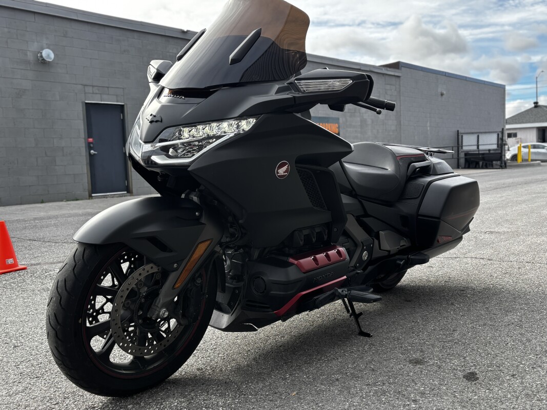 2020 Honda Gold Wing Matte Black Metallic - Photo 5