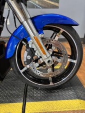 2025 Harley-Davidson® Street Glide™ BLUE BURST thumb 1