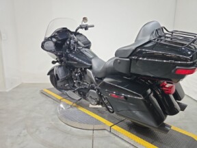 2022 Harley-Davidson® Road Glide® Limited Vivid Black - Black Finish thumb 0