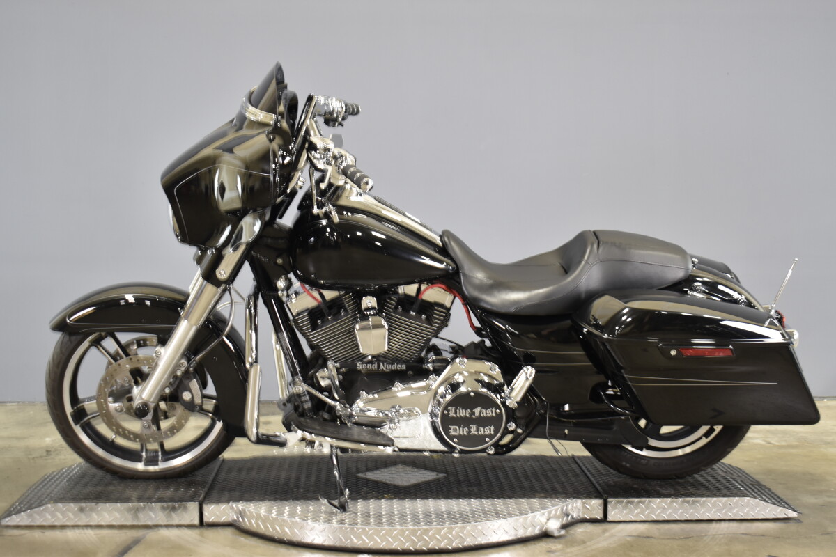2015 Harley-Davidson Street Glide Special FLHXS - Photo 5