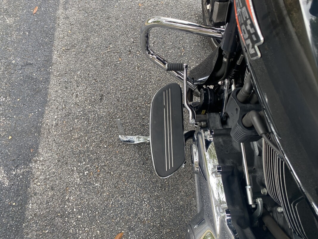 2024 Harley-Davidson Street Glide - Photo 9