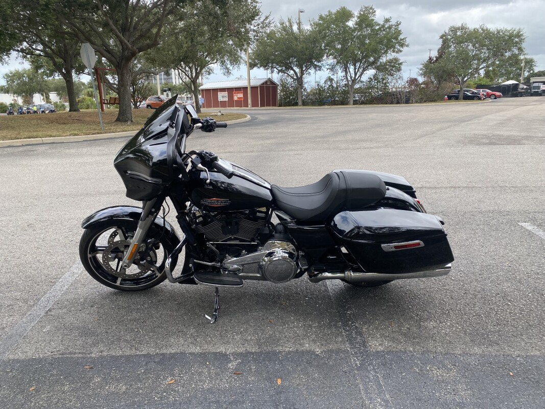 2024 Harley-Davidson Street Glide - Photo 5