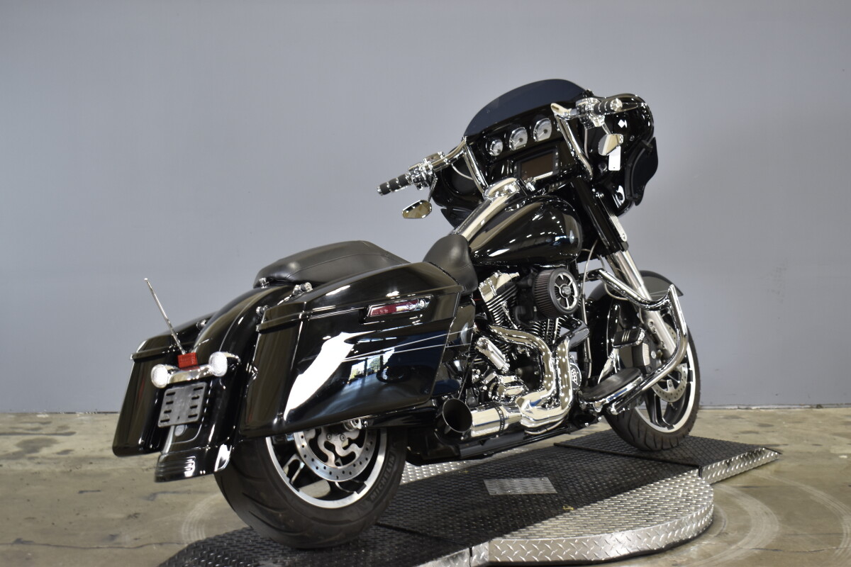 2015 Harley-Davidson Street Glide Special FLHXS - Photo 9