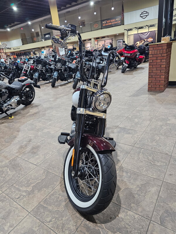 2021 Harley-Davidson Softail Slim Midnight Crimson & Stone Washed White Pearl - Photo 2