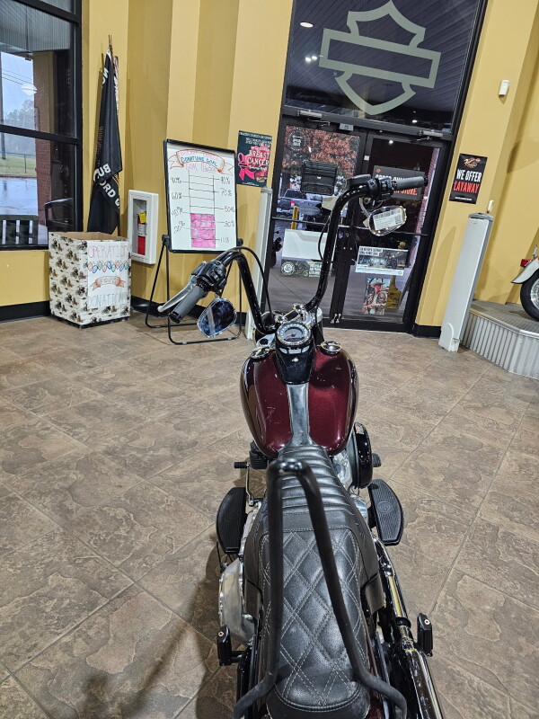 2021 Harley-Davidson Softail Slim Midnight Crimson & Stone Washed White Pearl - Photo 5