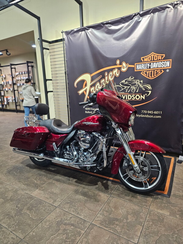 2016 Harley-Davidson Street Glide Special Velocity Red Sunglo - Photo 2