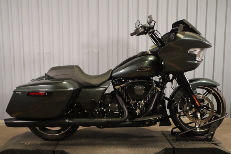 2025 Harley-Davidson® Road Glide™ FLTRX