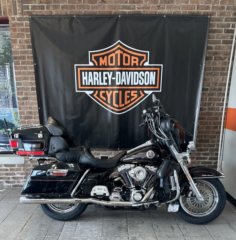 2001 Ultra Classic Electra Glide Black