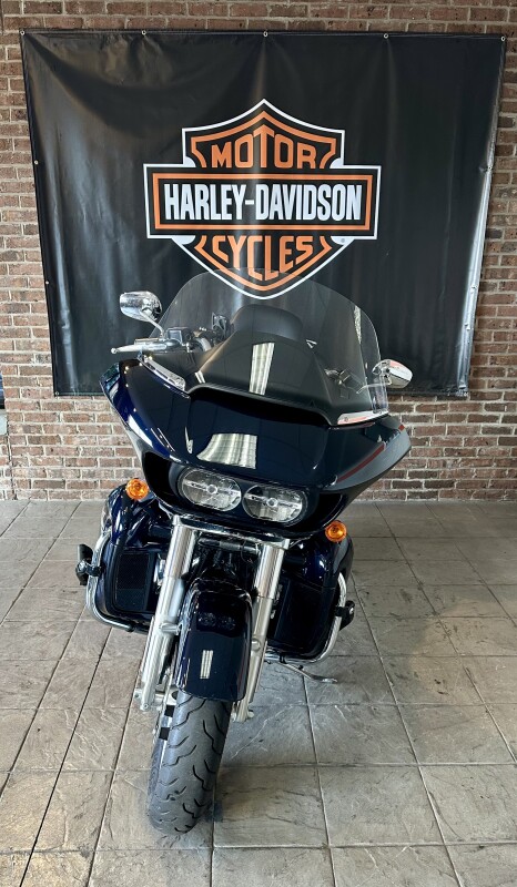 2019 Harley-Davidson Road Glide Ultra FLTRU Midnight Blue/Barracuda Silver - Photo 3