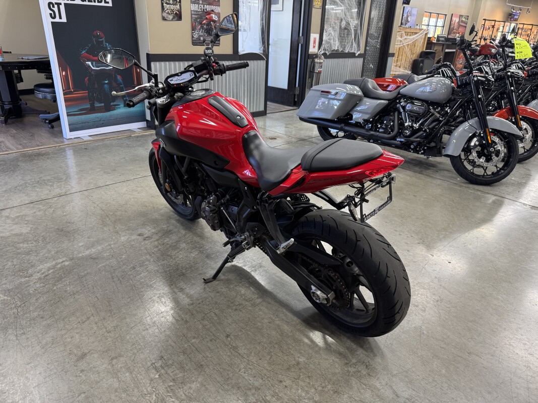 2017 Yamaha FZ-07 FZ-07 - Photo 7