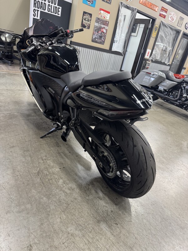 2023 Suzuki Hayabusa GSX1300R - Photo 8