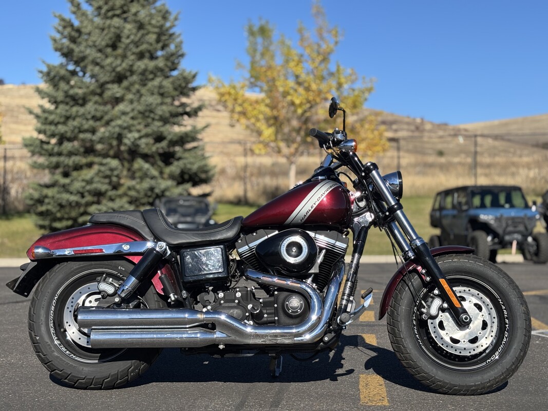 2015 Harley-Davidson Fat Bob Mysterious Red Sunglo
