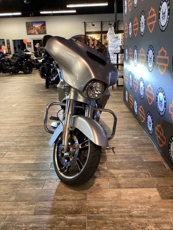 FLHXS 2015 Street Glide Special - Photo 2